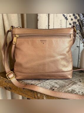 Fossil Metallic Bronze-Tone Pebble Leather Crossbody